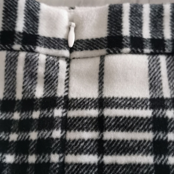 LOFT OUTFITTERS Wool Blend A line Midi skirt. Size 16 - Picture 6 of 9